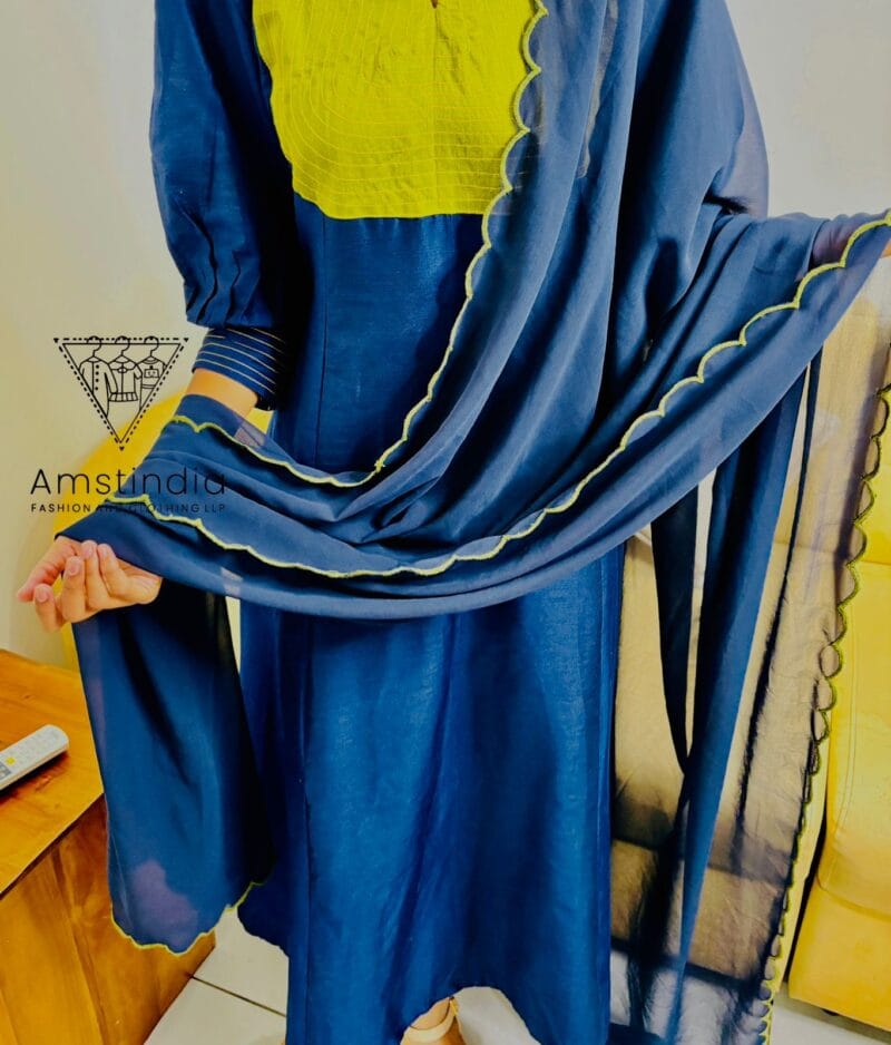 Ethnic kurta with Twin Dupatta-00010 - Image 7