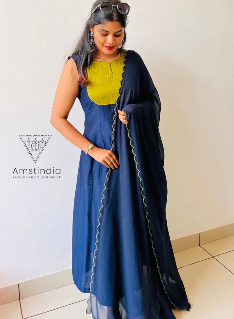 Amst Ethnic Kurta With Twin Dupatta | 00011 - Image 2