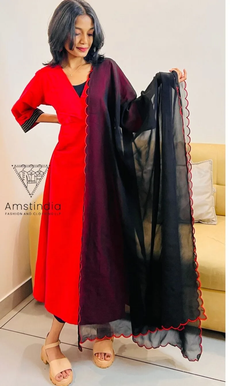 Ethnic kurta with twin dupatta set | 00009 - Image 4
